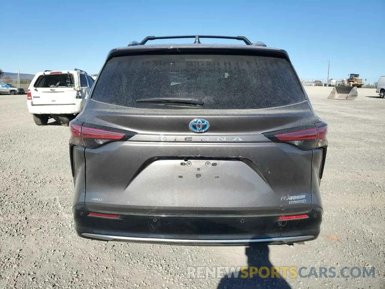6 Photograph of a damaged car 5TDESKFC9PS096960 TOYOTA SIENNA 2023
