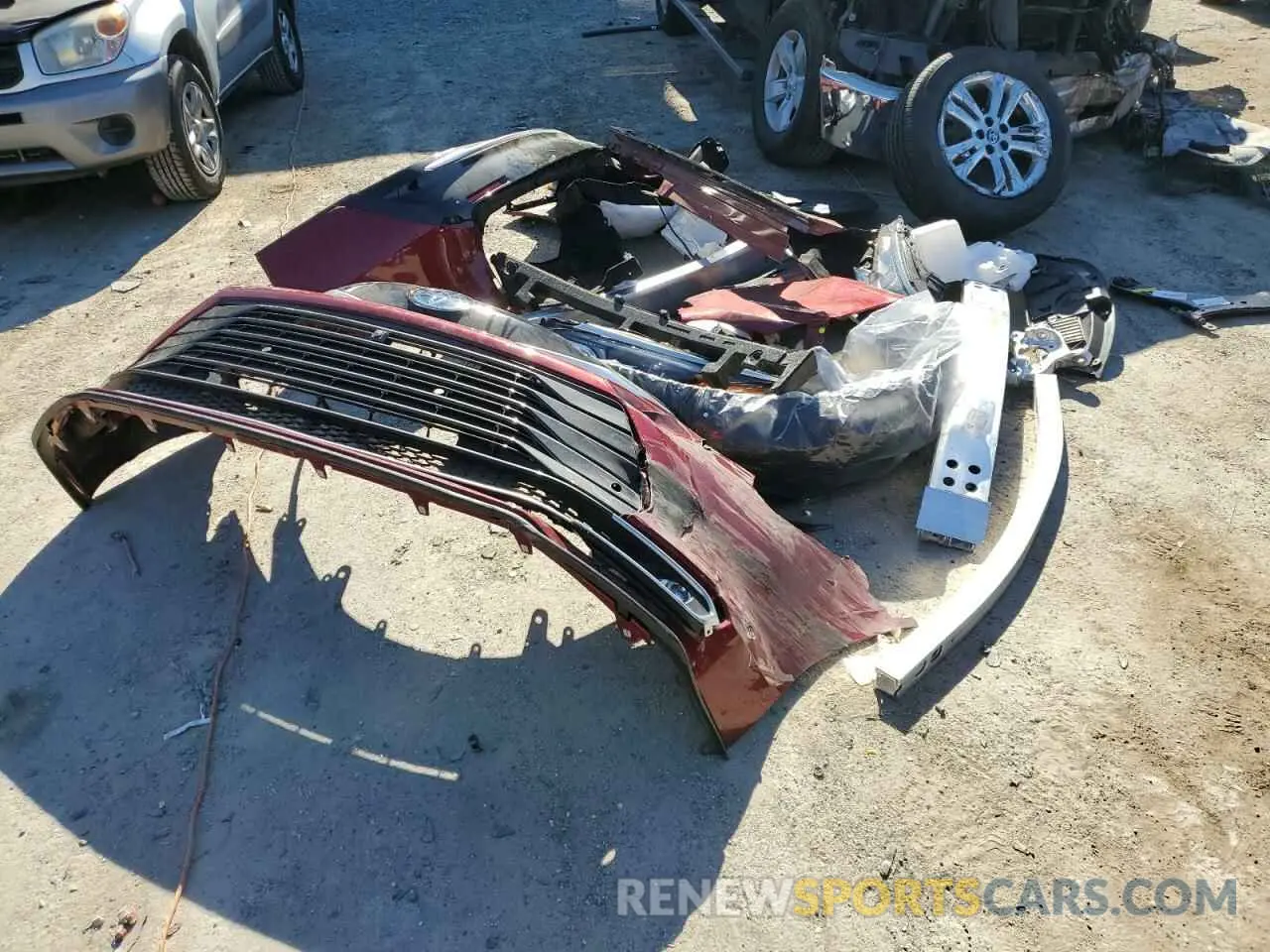 13 Photograph of a damaged car 5TDESKFCXPS092738 TOYOTA SIENNA 2023