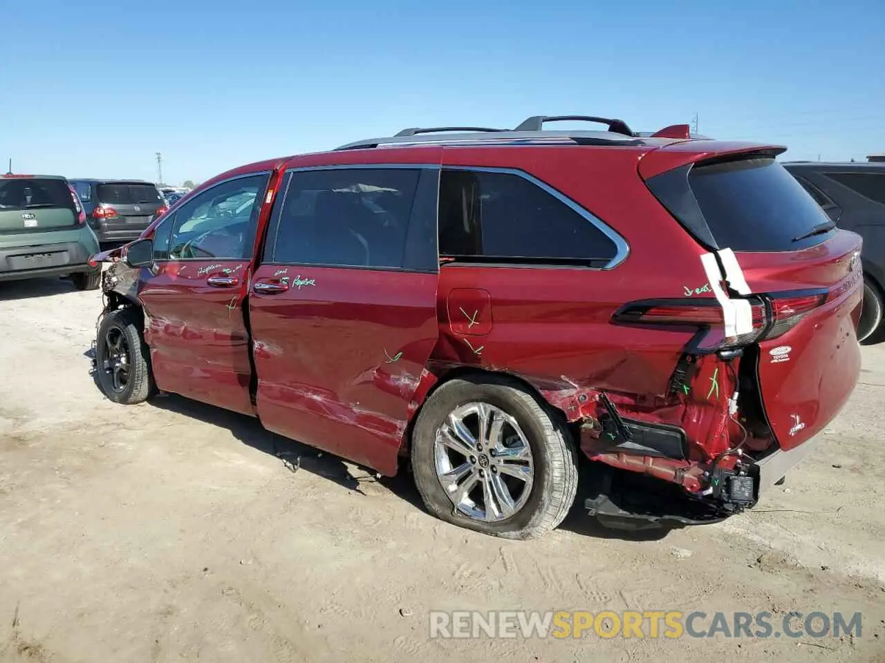 2 Photograph of a damaged car 5TDESKFCXPS092738 TOYOTA SIENNA 2023