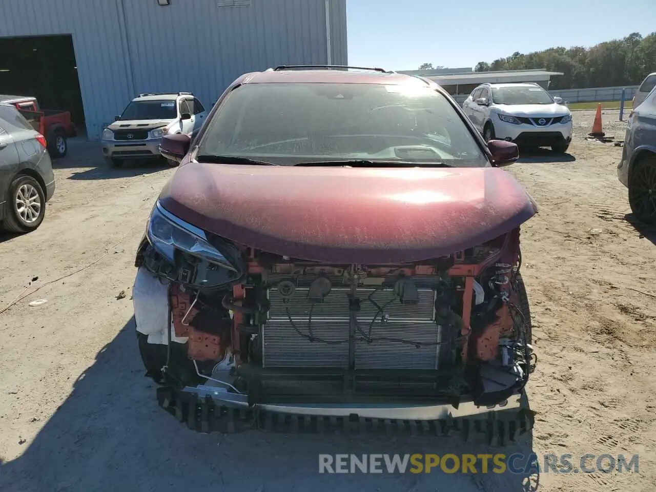 5 Photograph of a damaged car 5TDESKFCXPS092738 TOYOTA SIENNA 2023
