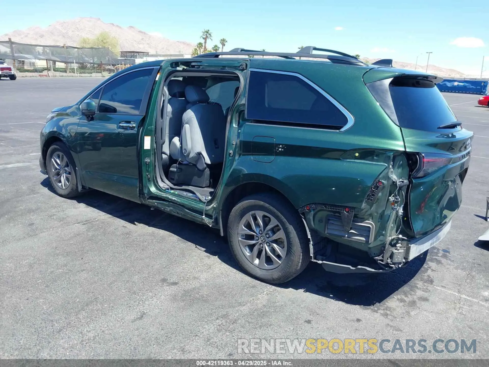 3 Photograph of a damaged car 5TDJRKEC7PS148419 TOYOTA SIENNA 2023