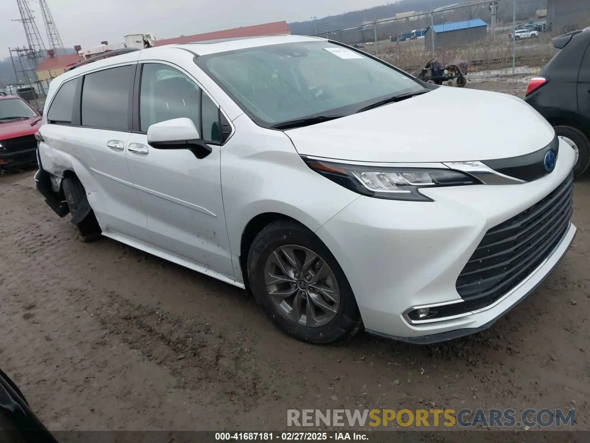 1 Photograph of a damaged car 5TDJRKEC7PS157721 TOYOTA SIENNA 2023