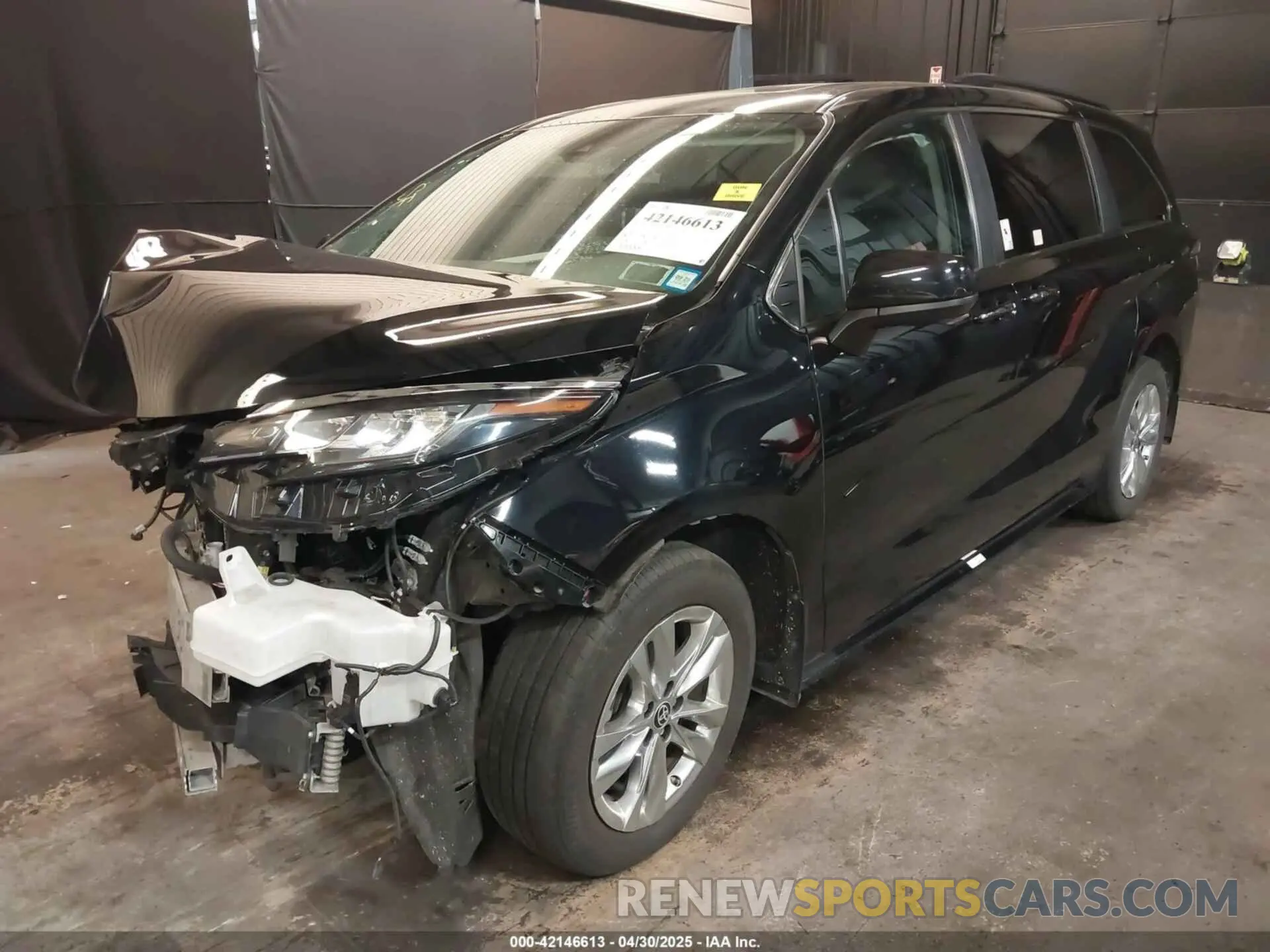 2 Photograph of a damaged car 5TDJSKFC7PS094770 TOYOTA SIENNA 2023