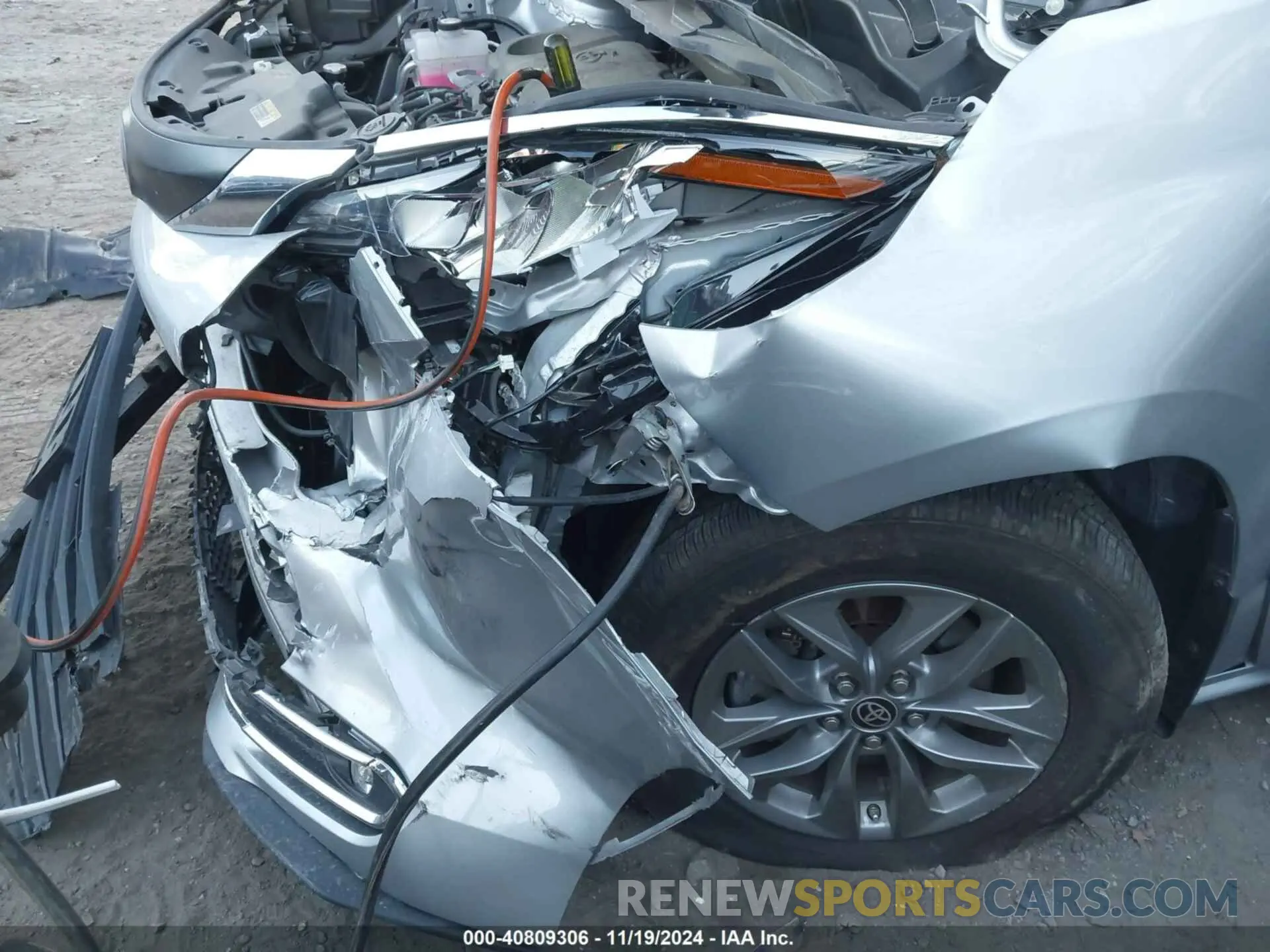 6 Photograph of a damaged car 5TDJSKFC9PS075072 TOYOTA SIENNA 2023