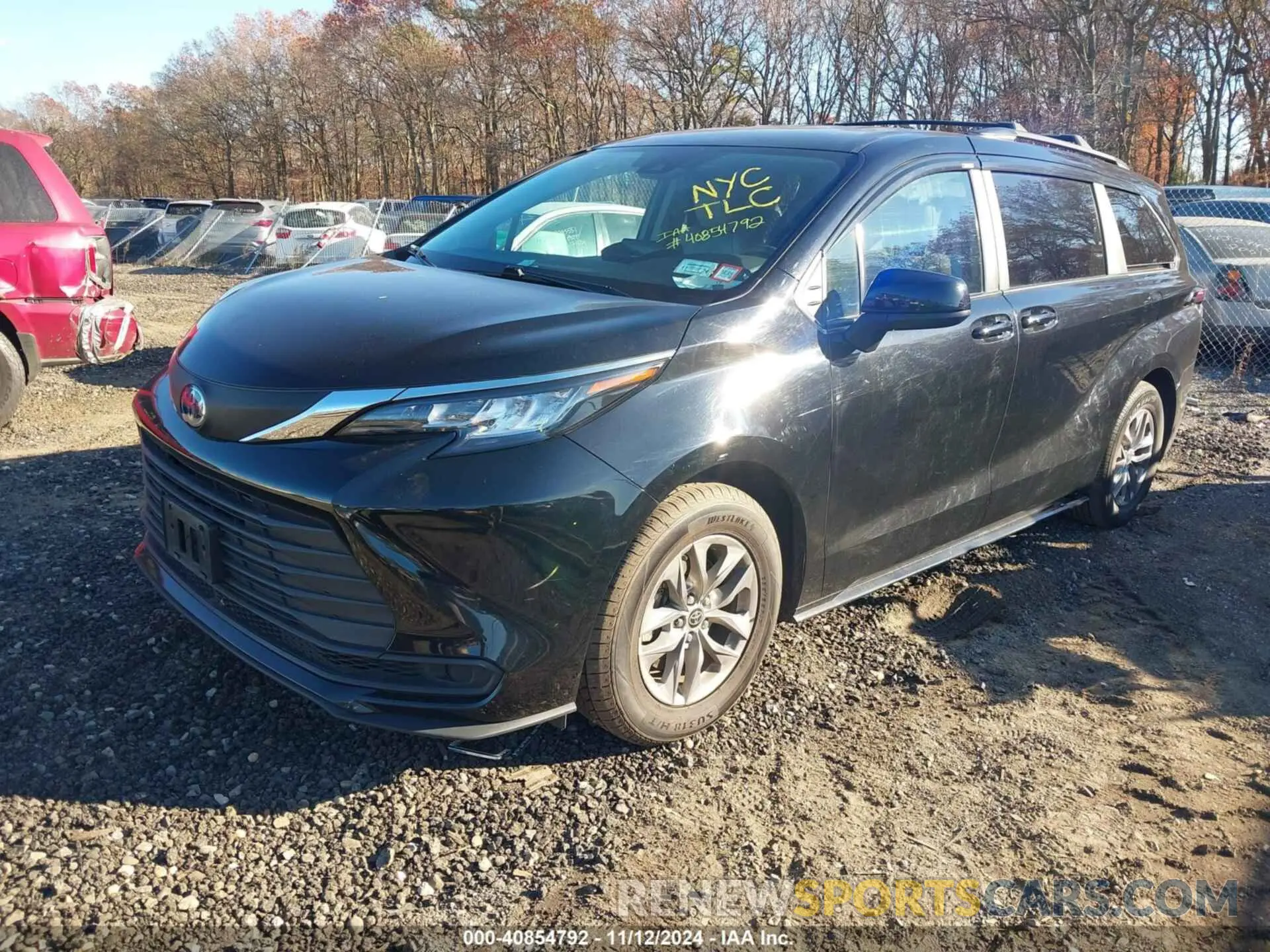 2 Photograph of a damaged car 5TDKRKEC1PS139462 TOYOTA SIENNA 2023