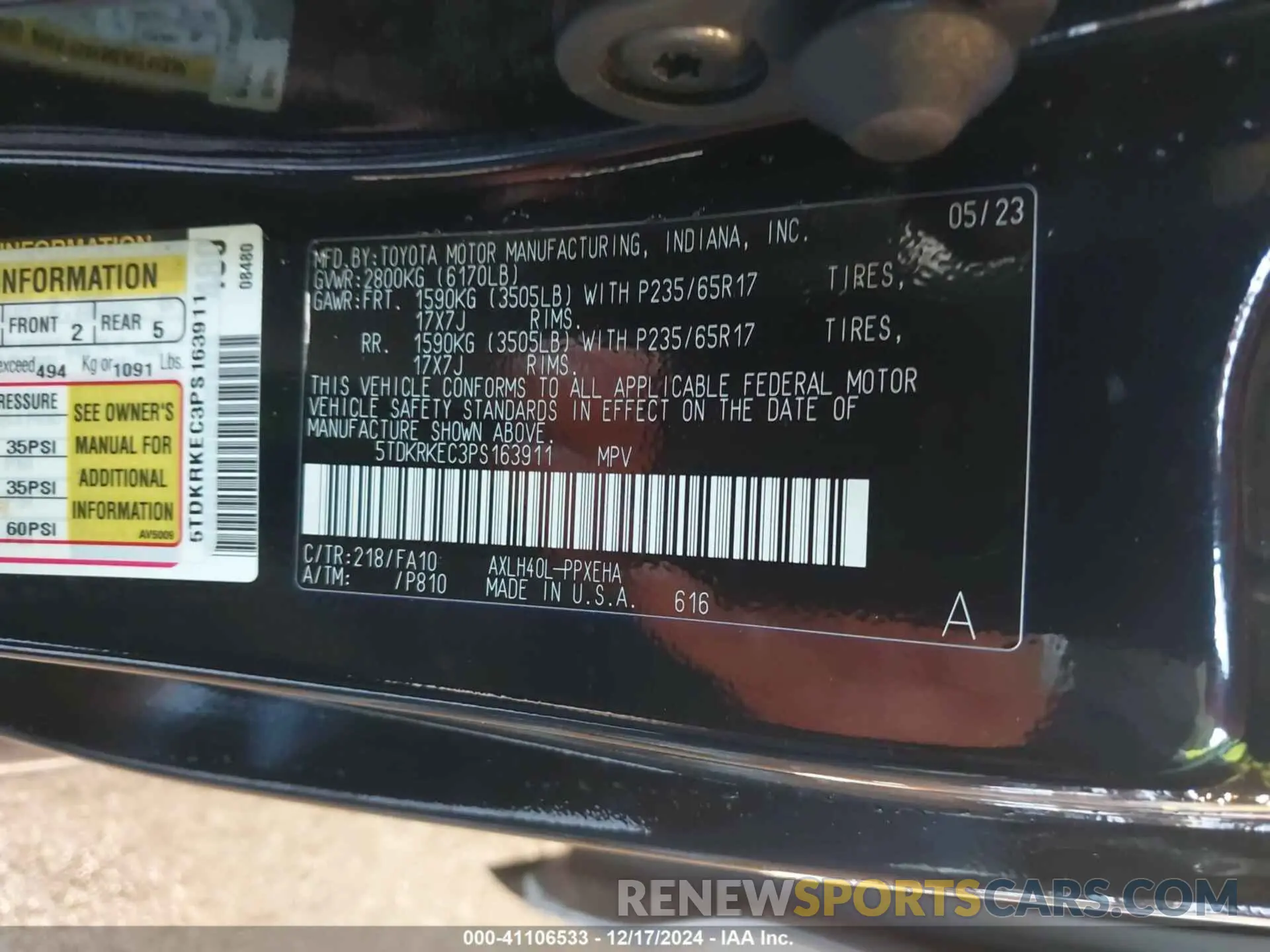 9 Photograph of a damaged car 5TDKRKEC3PS163911 TOYOTA SIENNA 2023