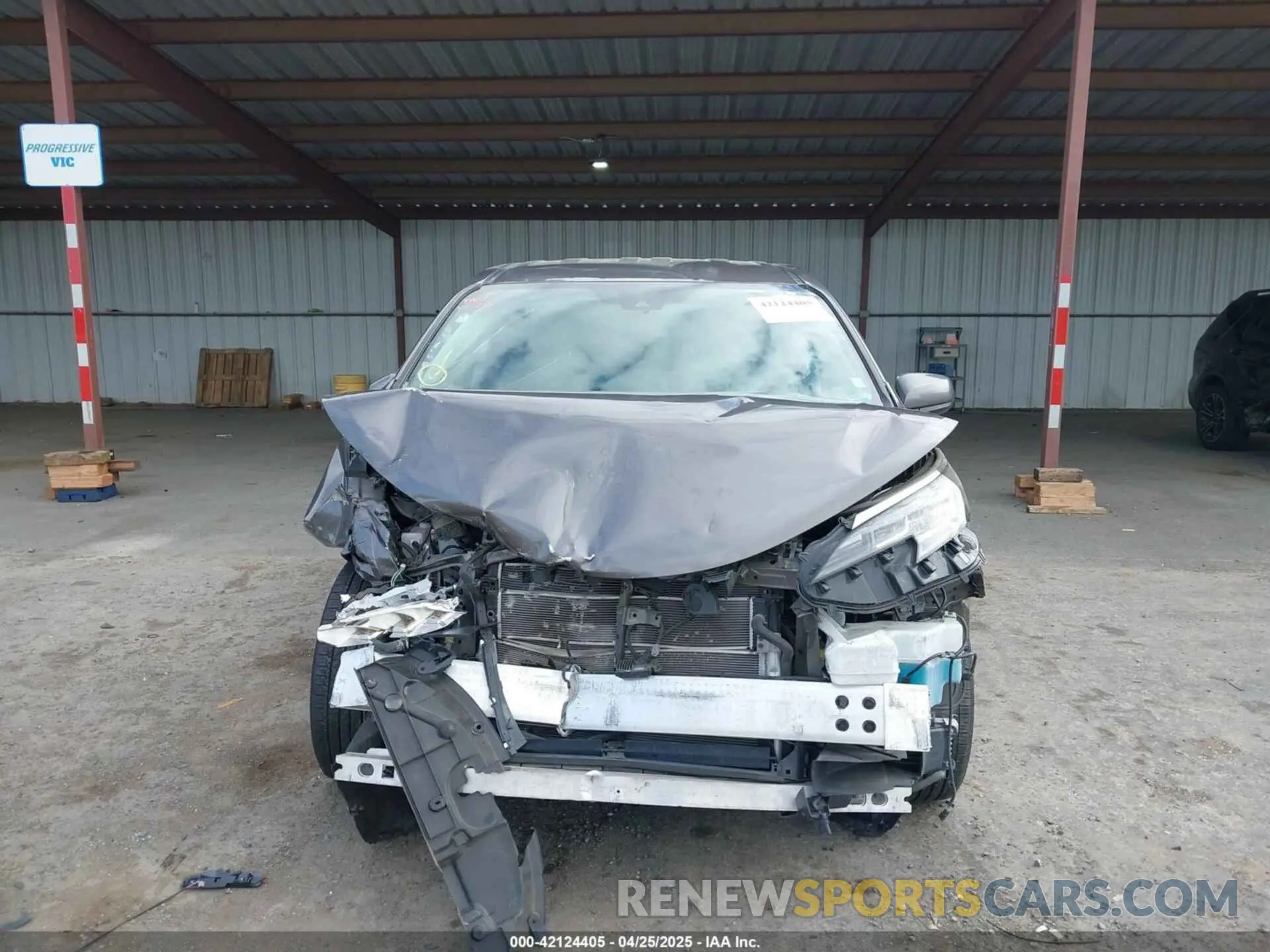 13 Photograph of a damaged car 5TDKRKEC6PS157598 TOYOTA SIENNA 2023