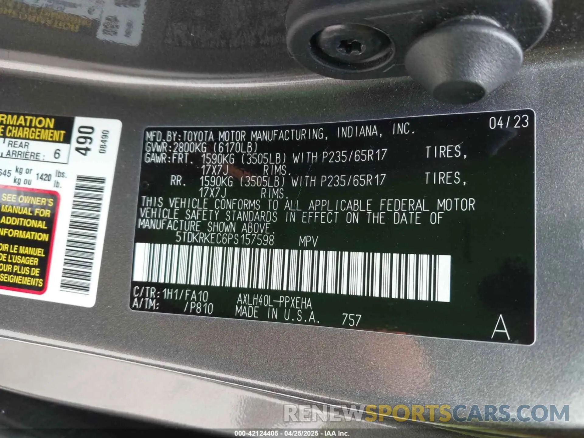 9 Photograph of a damaged car 5TDKRKEC6PS157598 TOYOTA SIENNA 2023