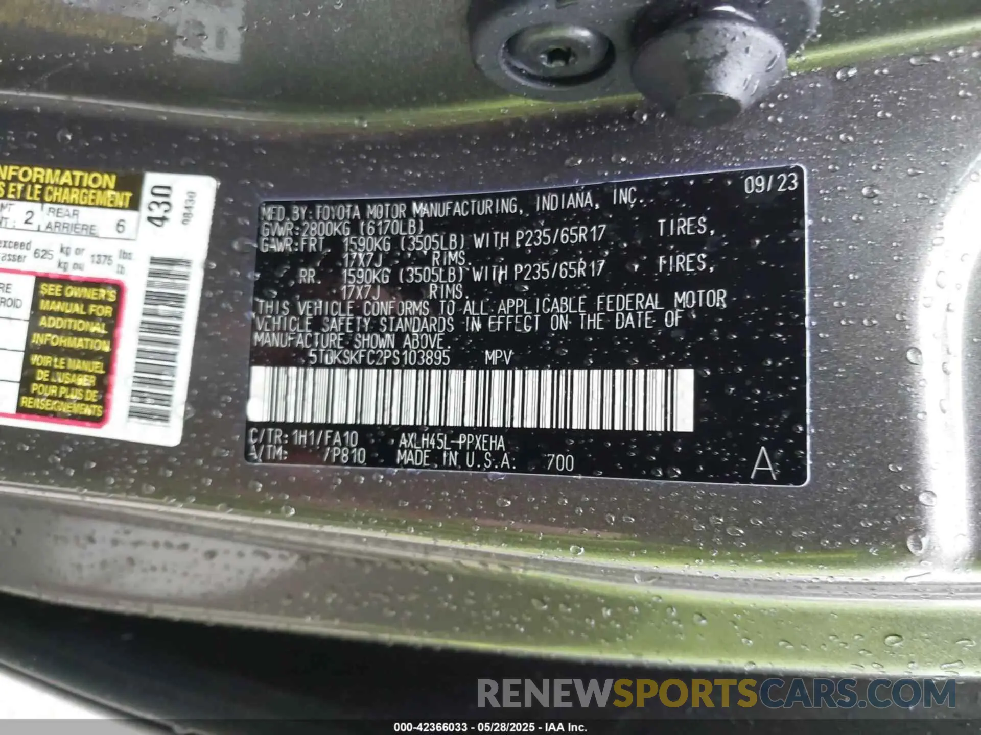 9 Photograph of a damaged car 5TDKSKFC2PS103895 TOYOTA SIENNA 2023