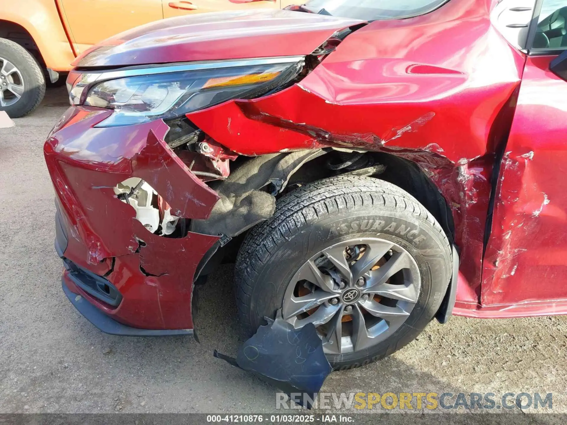 6 Photograph of a damaged car 5TDKSKFC5PS076093 TOYOTA SIENNA 2023