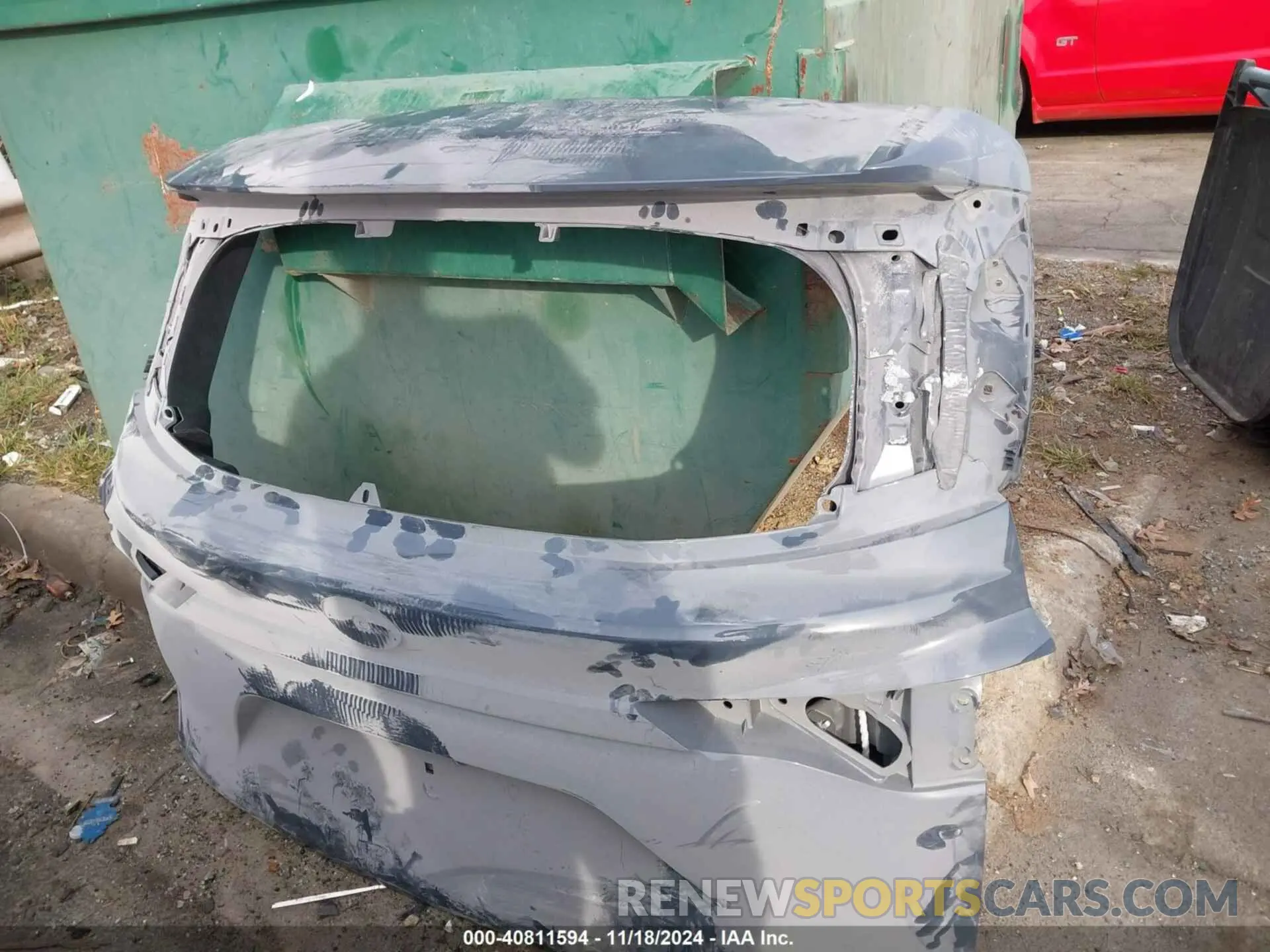 12 Photograph of a damaged car 5TDKSKFC8PS077495 TOYOTA SIENNA 2023