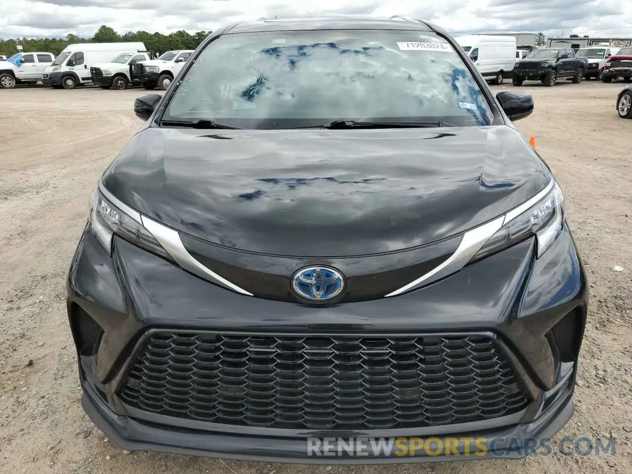 5 Photograph of a damaged car 5TDXRKEC4PS157492 TOYOTA SIENNA 2023