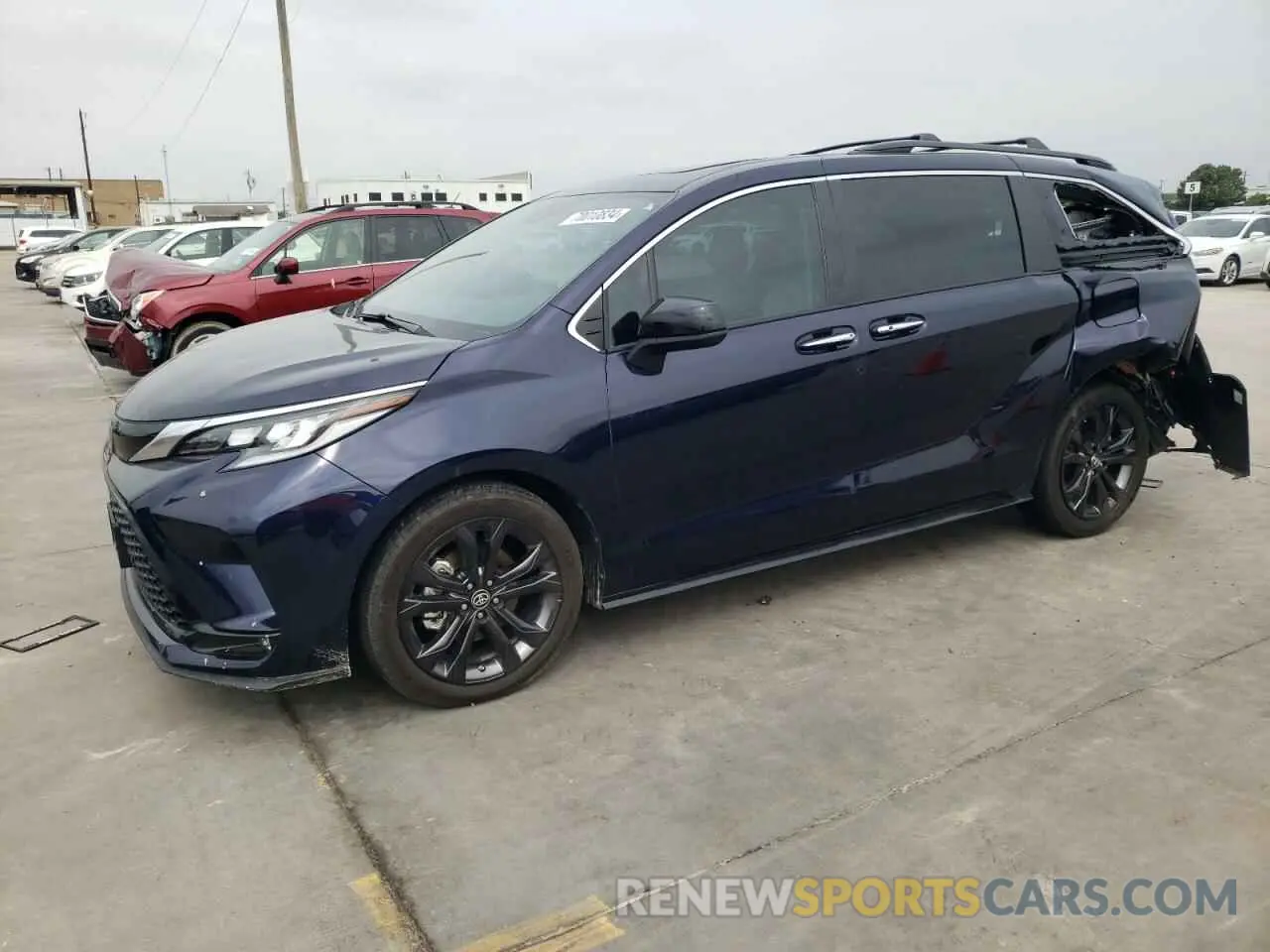 1 Photograph of a damaged car 5TDXRKEC4PS170467 TOYOTA SIENNA 2023