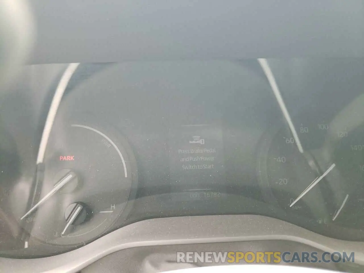 9 Photograph of a damaged car 5TDXRKEC4PS170467 TOYOTA SIENNA 2023