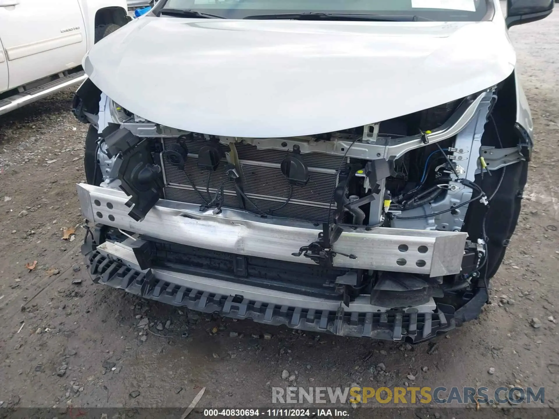 6 Photograph of a damaged car 5TDXSKFC1PS100637 TOYOTA SIENNA 2023