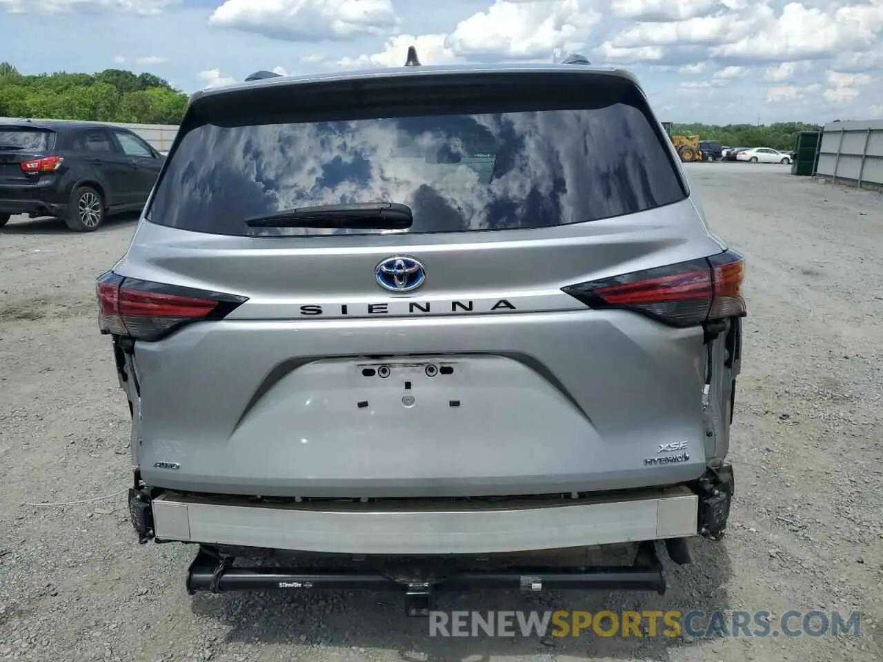 6 Photograph of a damaged car 5TDXSKFC4PS083185 TOYOTA SIENNA 2023