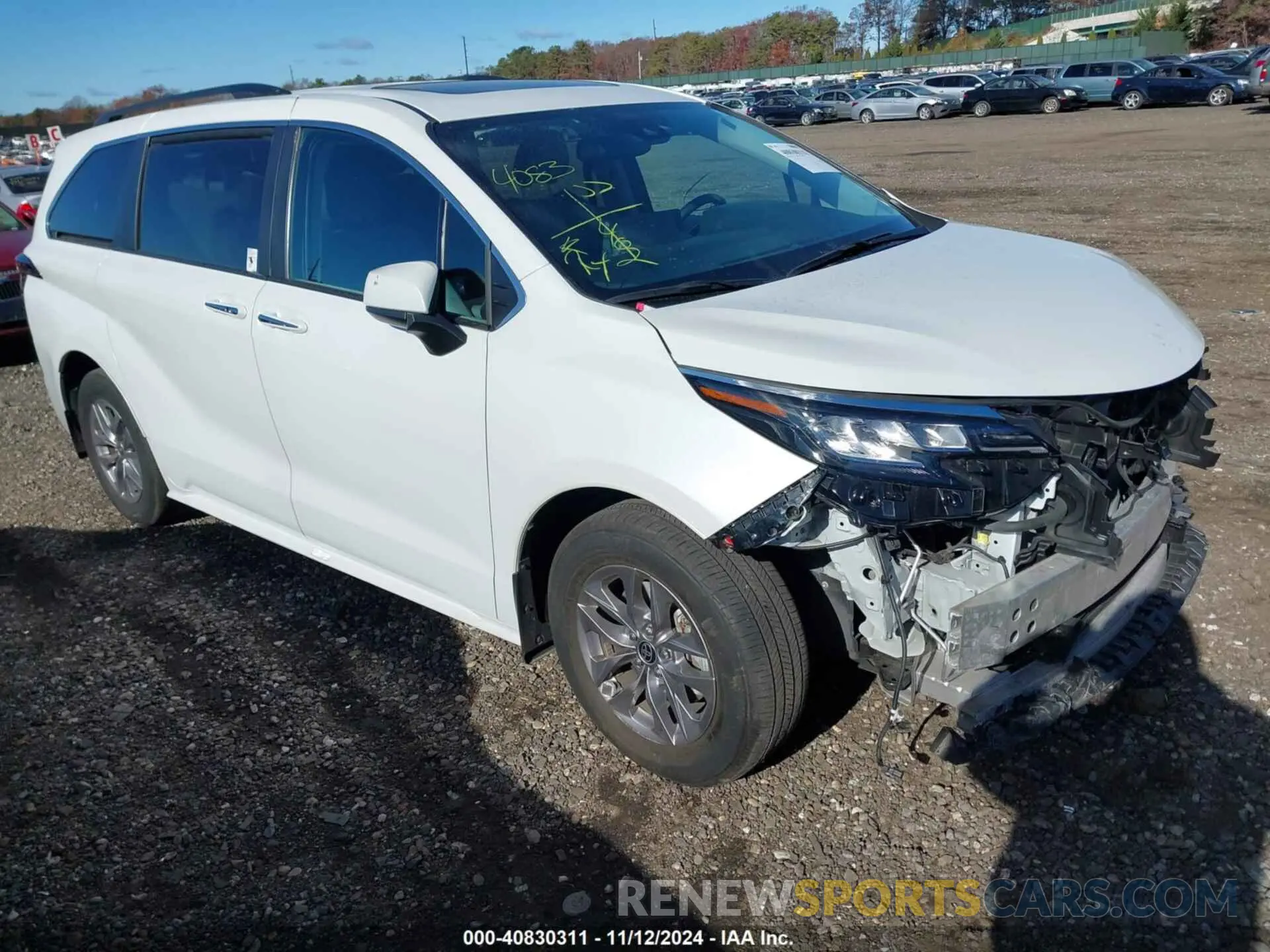 1 Photograph of a damaged car 5TDYRKEC5PS141967 TOYOTA SIENNA 2023