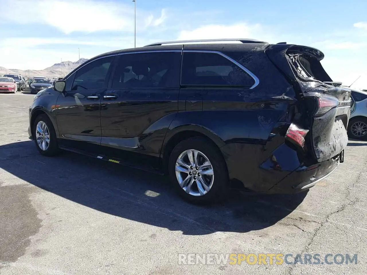 2 Photograph of a damaged car 5TDZRKEC3PS168542 TOYOTA SIENNA 2023