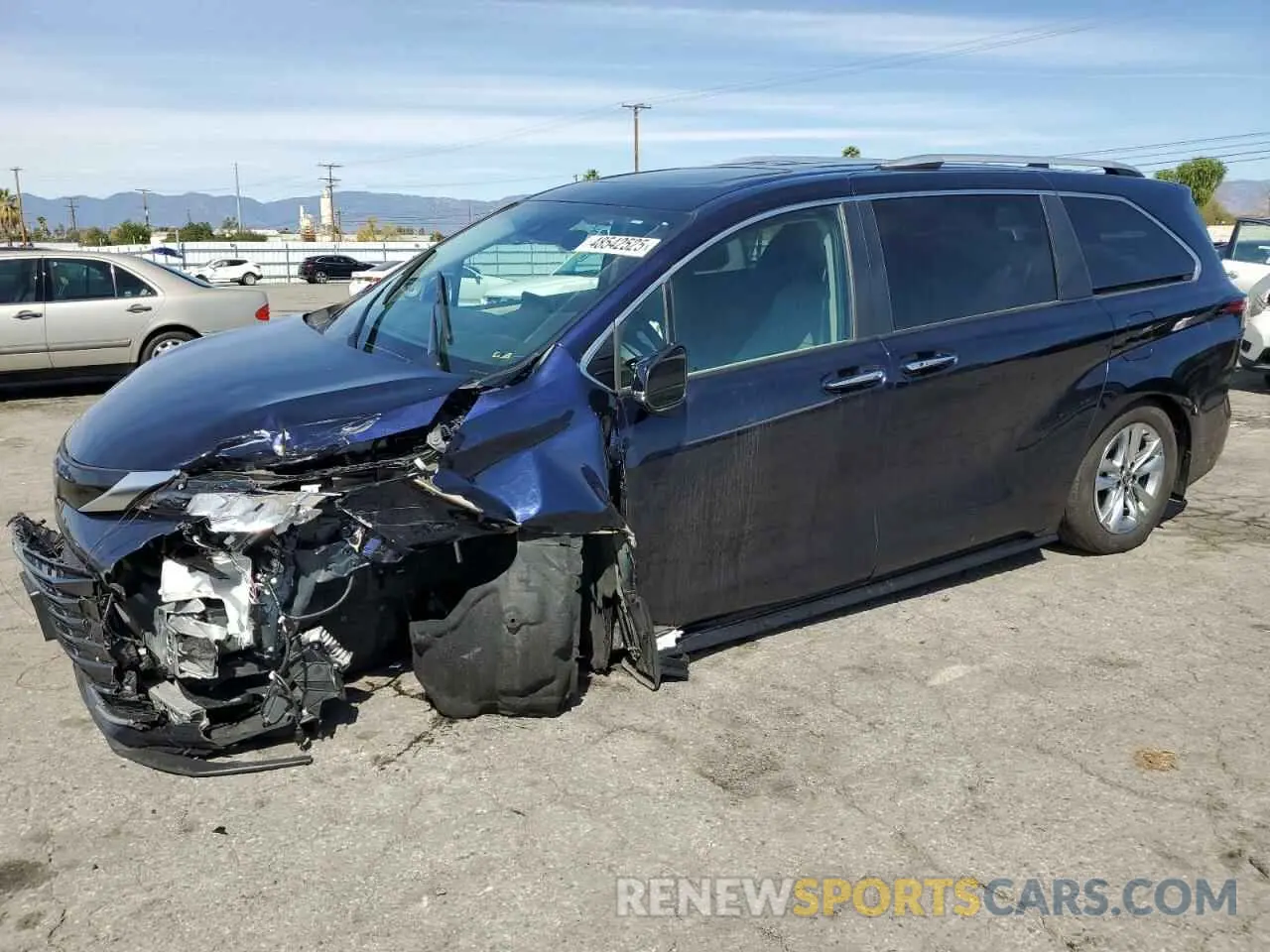 1 Photograph of a damaged car 5TDZRKECXPS169624 TOYOTA SIENNA 2023