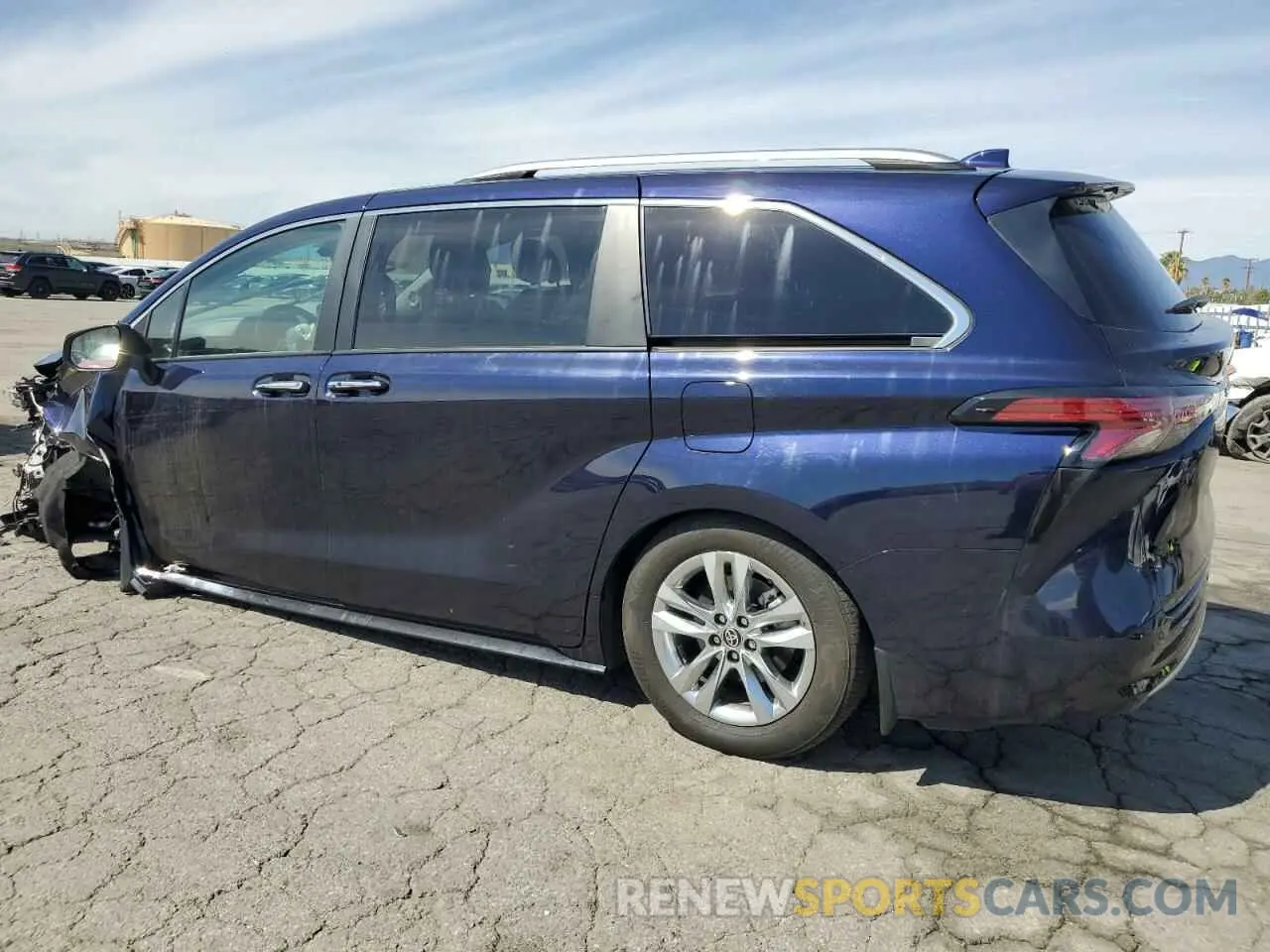 2 Photograph of a damaged car 5TDZRKECXPS169624 TOYOTA SIENNA 2023