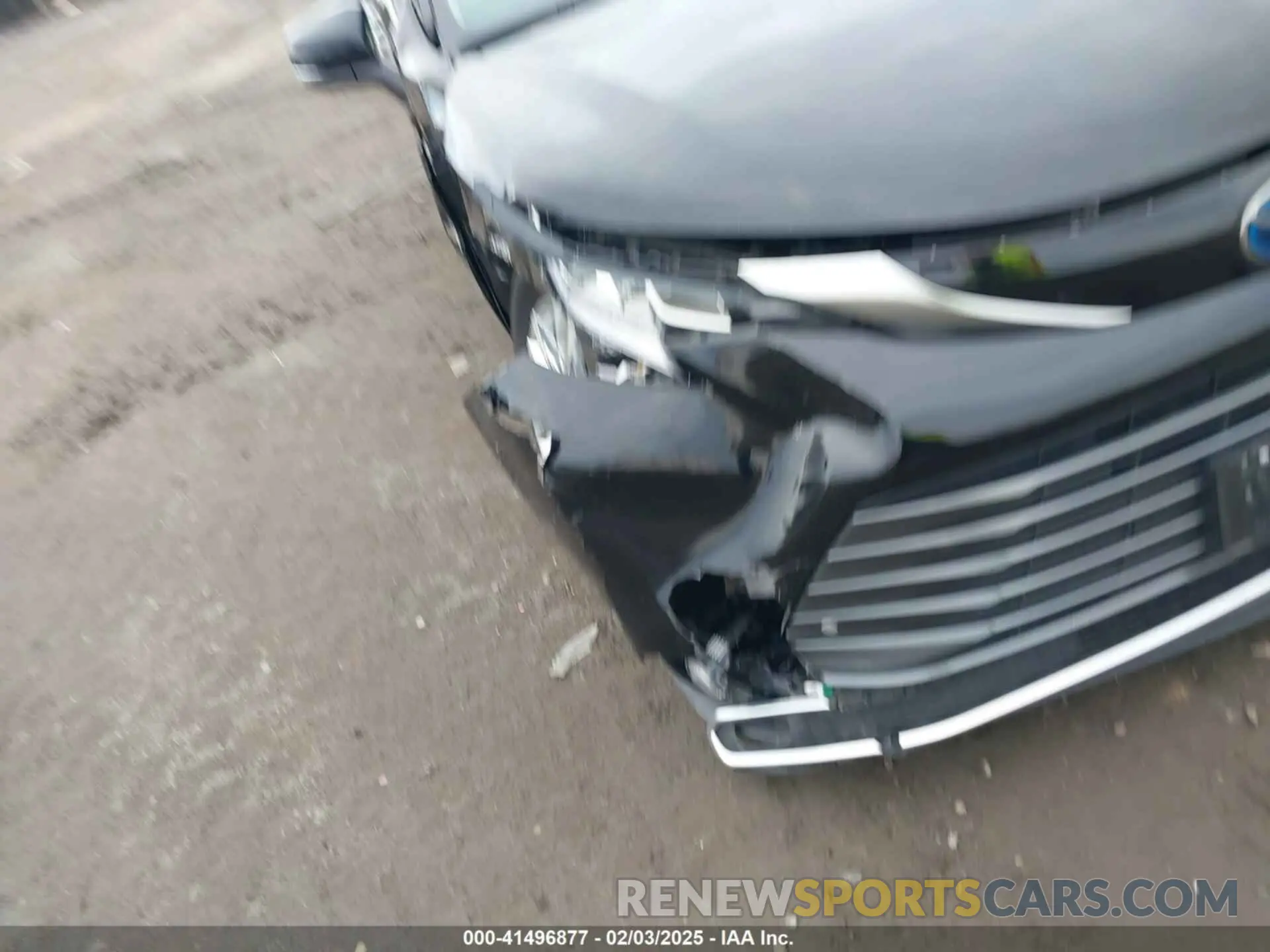 6 Photograph of a damaged car 5TDZSKFC8PS103575 TOYOTA SIENNA 2023