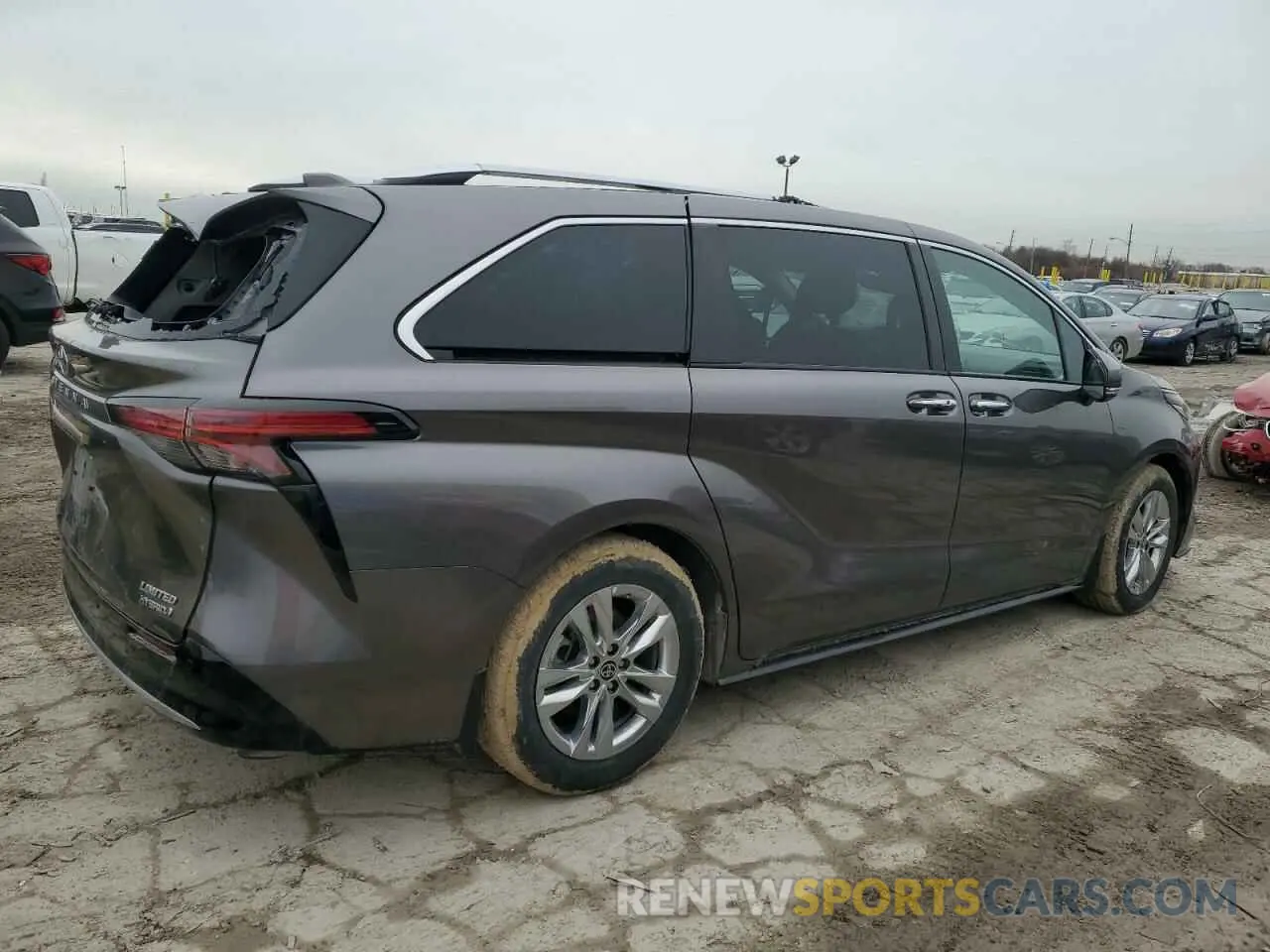 3 Photograph of a damaged car 5TDZSKFCXPS095334 TOYOTA SIENNA 2023