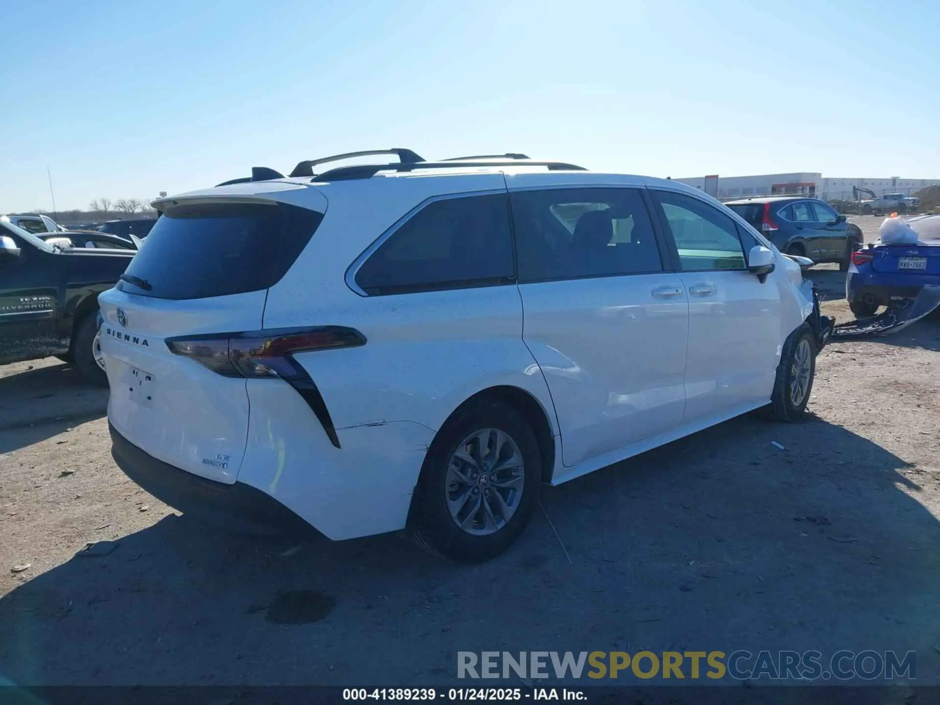 4 Photograph of a damaged car 5TDBRKEC0RS217006 TOYOTA SIENNA 2024