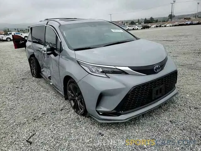 11 Photograph of a damaged car 5TDCRKEC5RS221802 TOYOTA SIENNA 2024