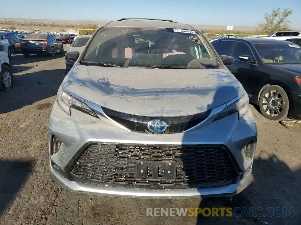 5 Photograph of a damaged car 5TDDRKEC3RS216263 TOYOTA SIENNA 2024