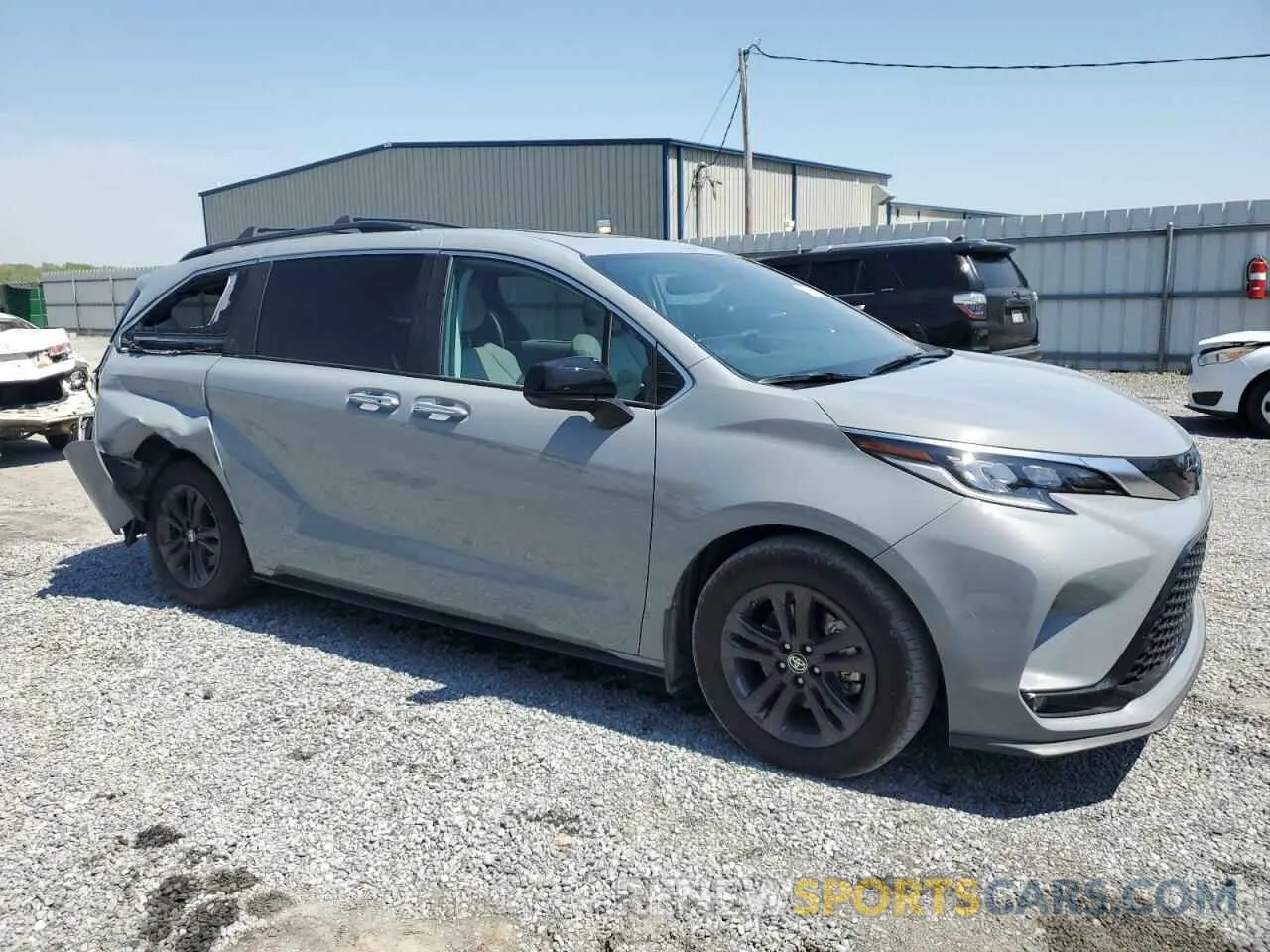 4 Photograph of a damaged car 5TDDSKFC5RS116717 TOYOTA SIENNA 2024