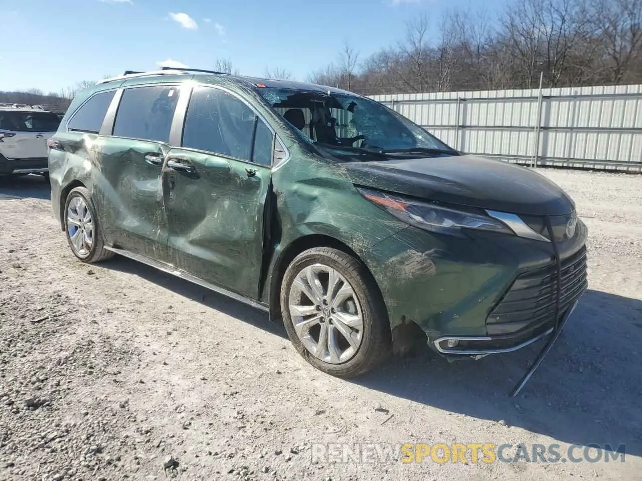 4 Photograph of a damaged car 5TDERKEC2RS190050 TOYOTA SIENNA 2024