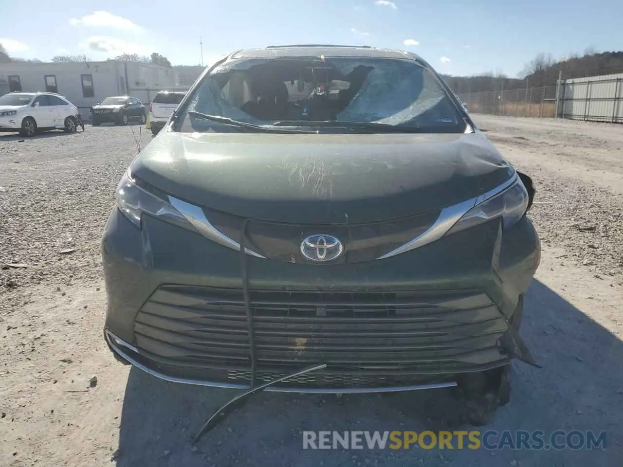 5 Photograph of a damaged car 5TDERKEC2RS190050 TOYOTA SIENNA 2024