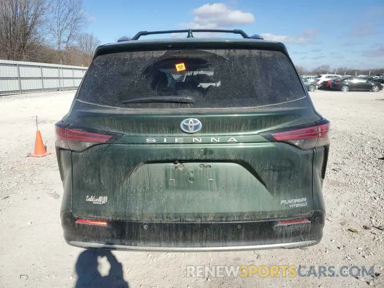 6 Photograph of a damaged car 5TDERKEC2RS190050 TOYOTA SIENNA 2024