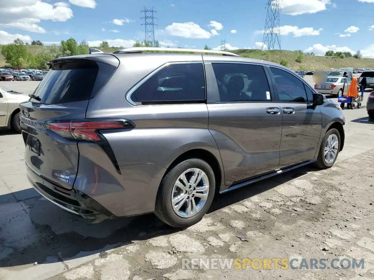 3 Photograph of a damaged car 5TDESKFC4RS134873 TOYOTA SIENNA 2024