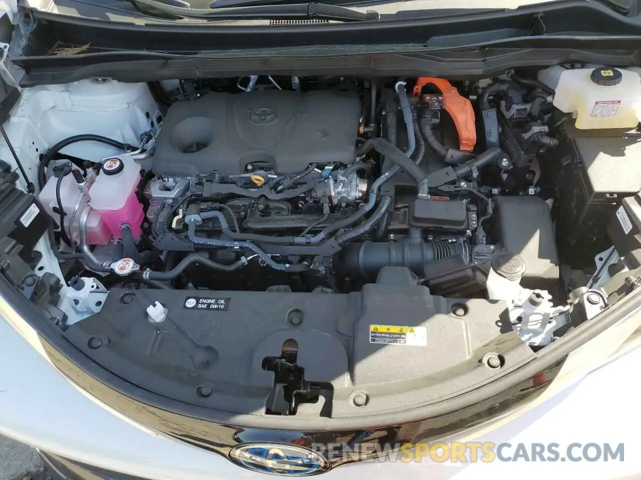 11 Photograph of a damaged car 5TDESKFC5RS142111 TOYOTA SIENNA 2024