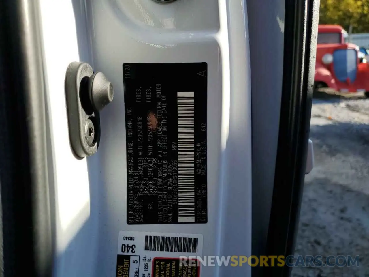 13 Photograph of a damaged car 5TDESKFCXRS113056 TOYOTA SIENNA 2024