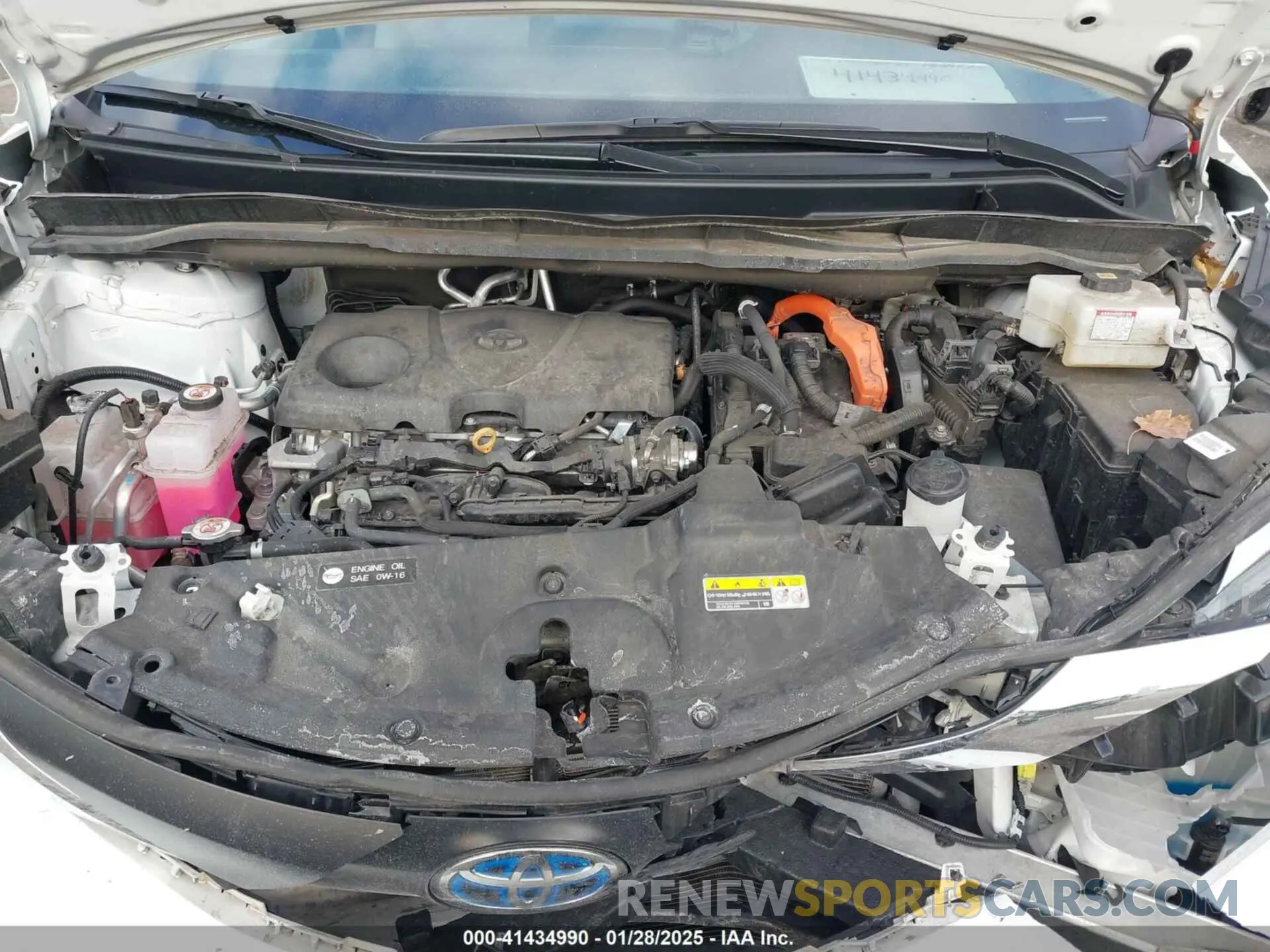 10 Photograph of a damaged car 5TDJSKFC6RS119094 TOYOTA SIENNA 2024