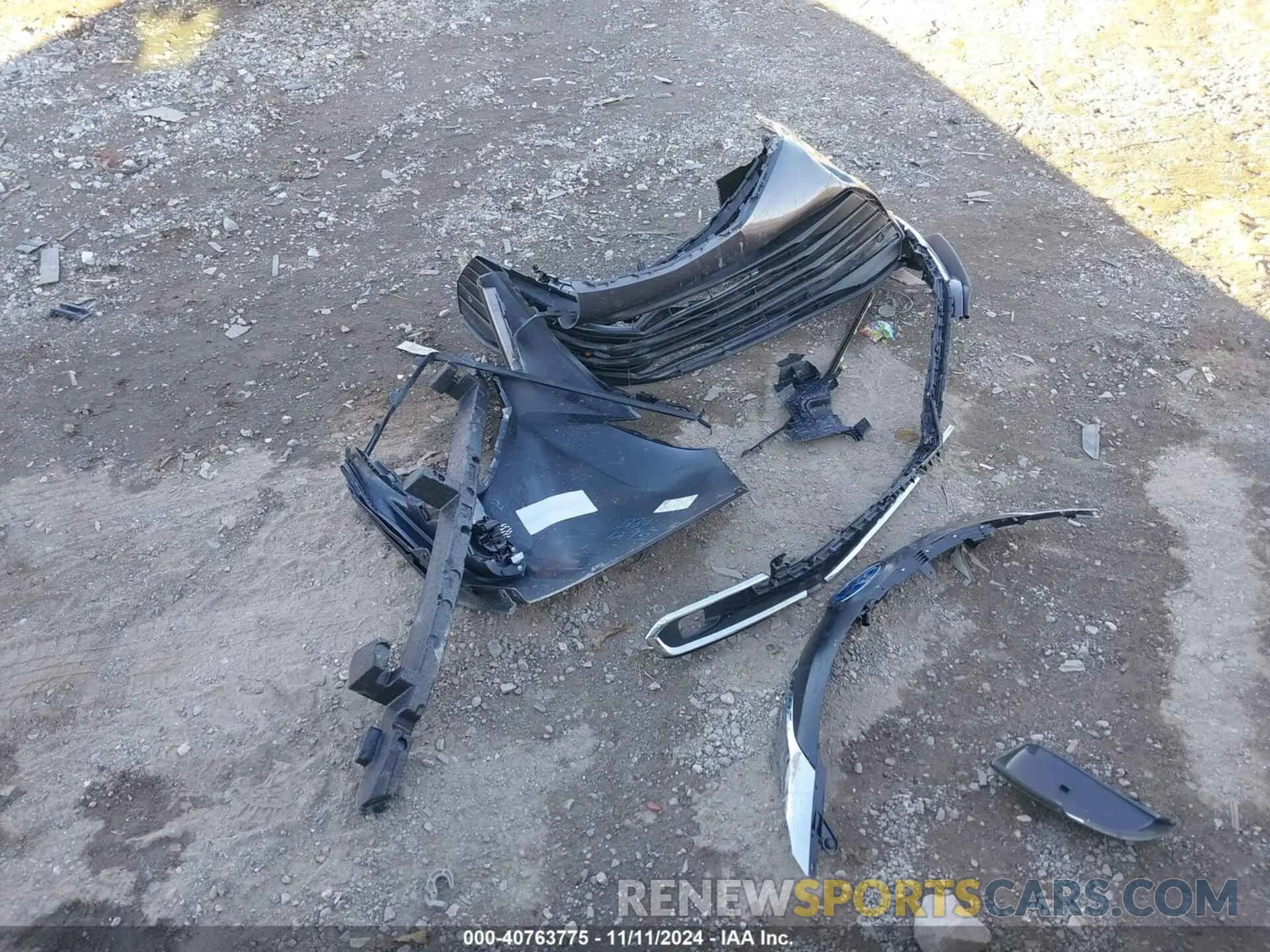 11 Photograph of a damaged car 5TDJSKFC8RS148886 TOYOTA SIENNA 2024