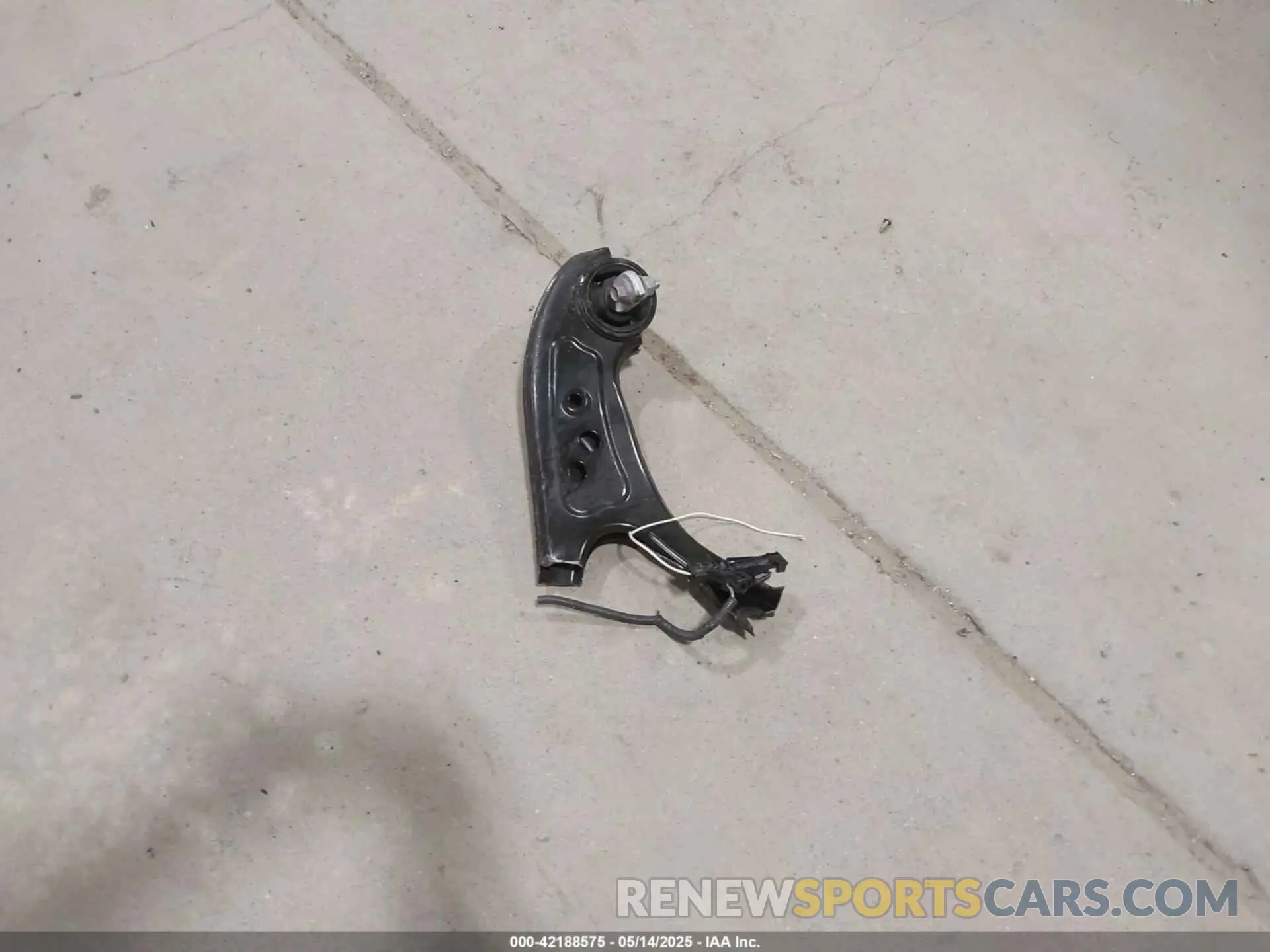 12 Photograph of a damaged car 5TDKRKEC6RS216152 TOYOTA SIENNA 2024