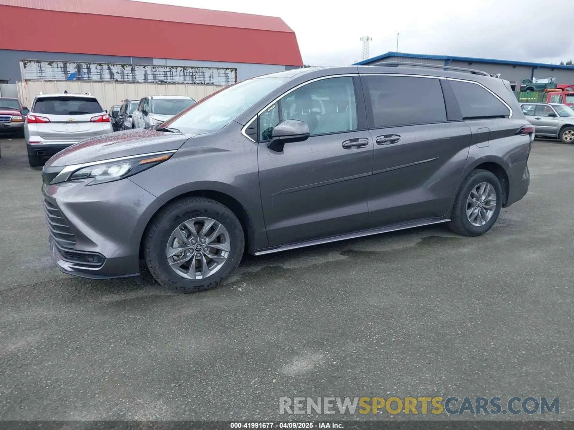 2 Photograph of a damaged car 5TDKSKFC6RS140774 TOYOTA SIENNA 2024