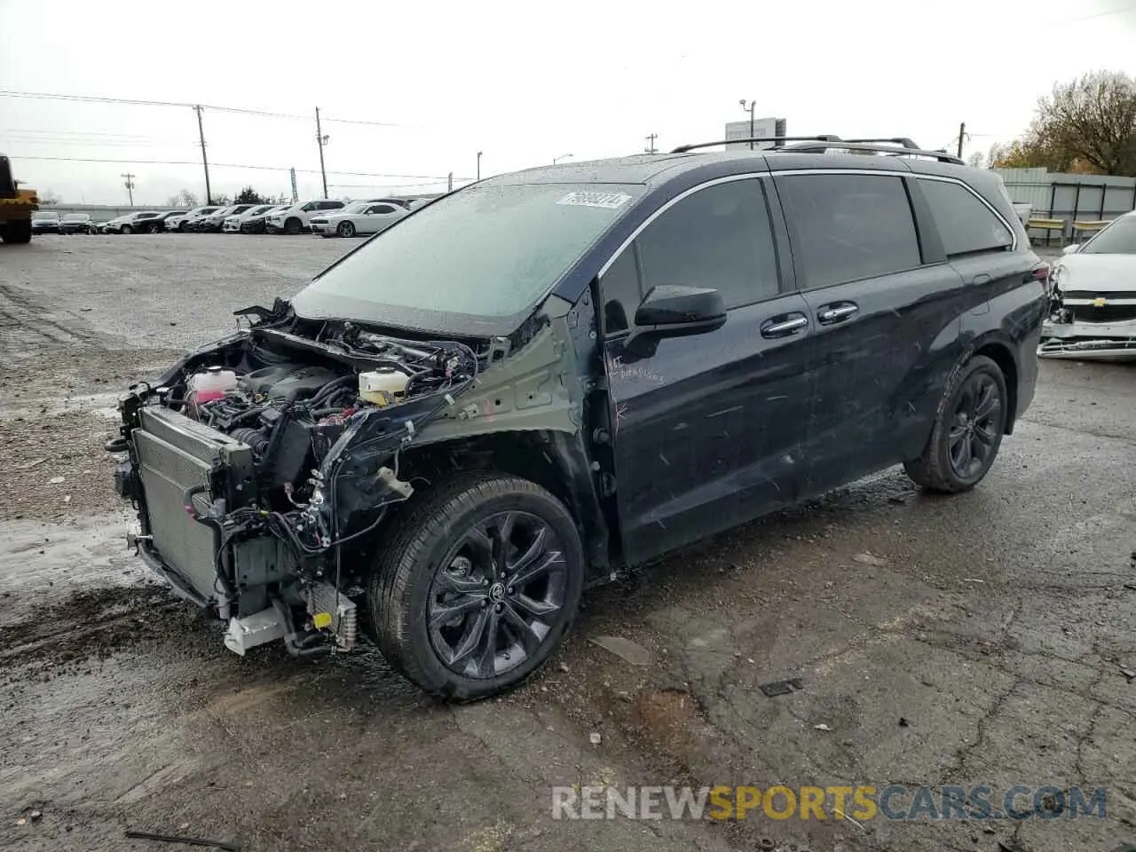 1 Photograph of a damaged car 5TDXRKEC5RS196417 TOYOTA SIENNA 2024