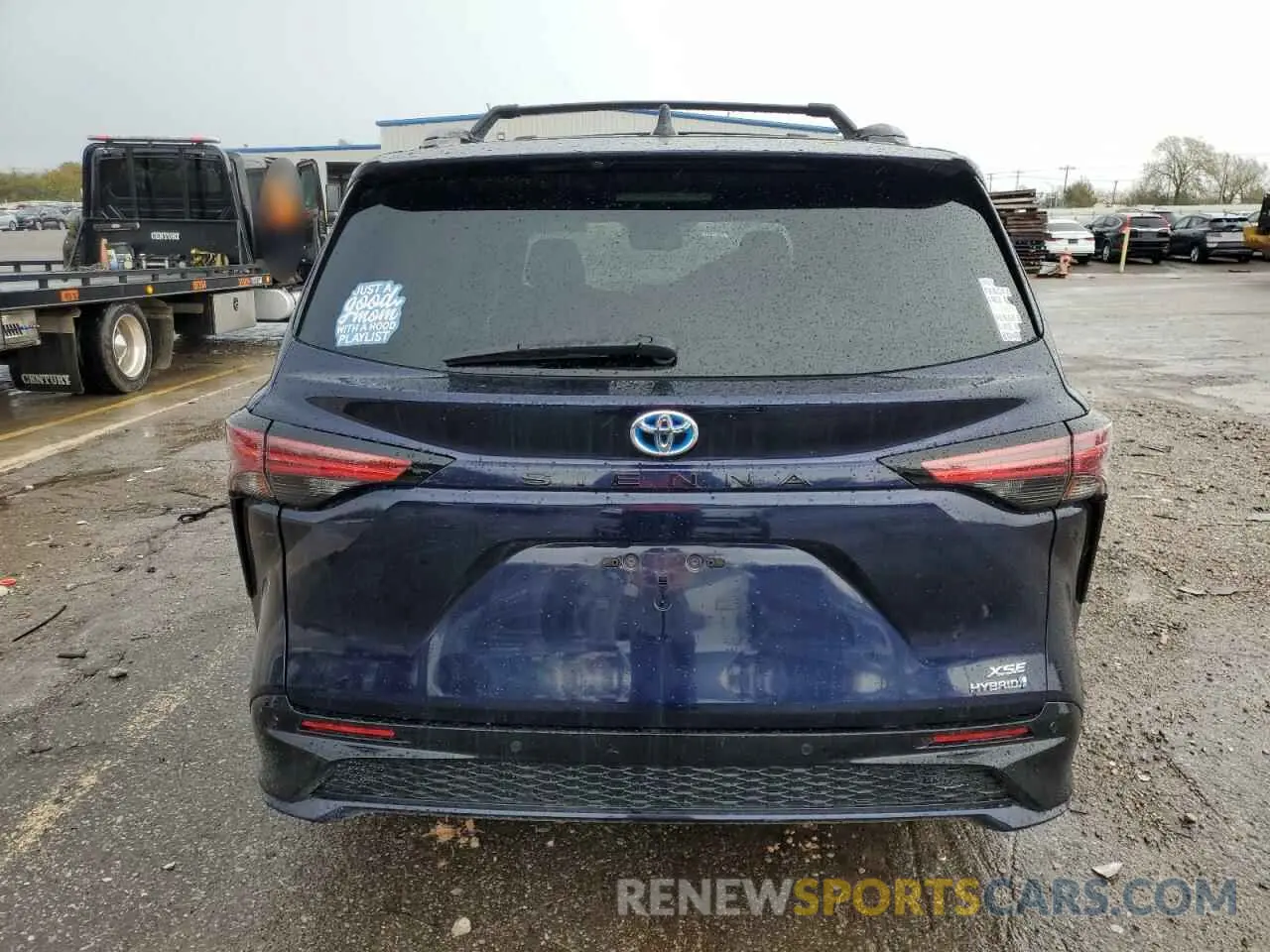 6 Photograph of a damaged car 5TDXRKEC5RS196417 TOYOTA SIENNA 2024