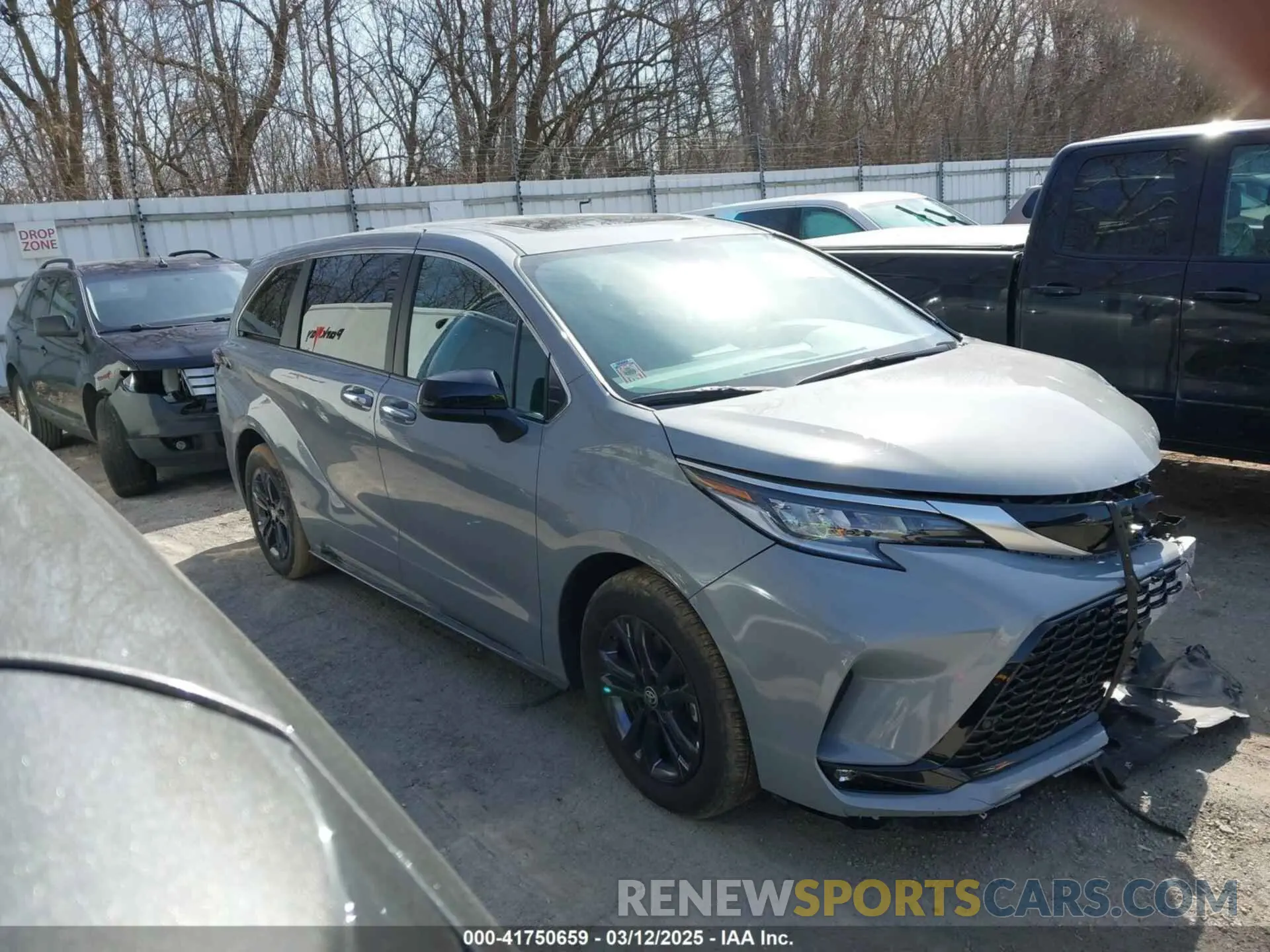 1 Photograph of a damaged car 5TDXSKFC4RS145137 TOYOTA SIENNA 2024