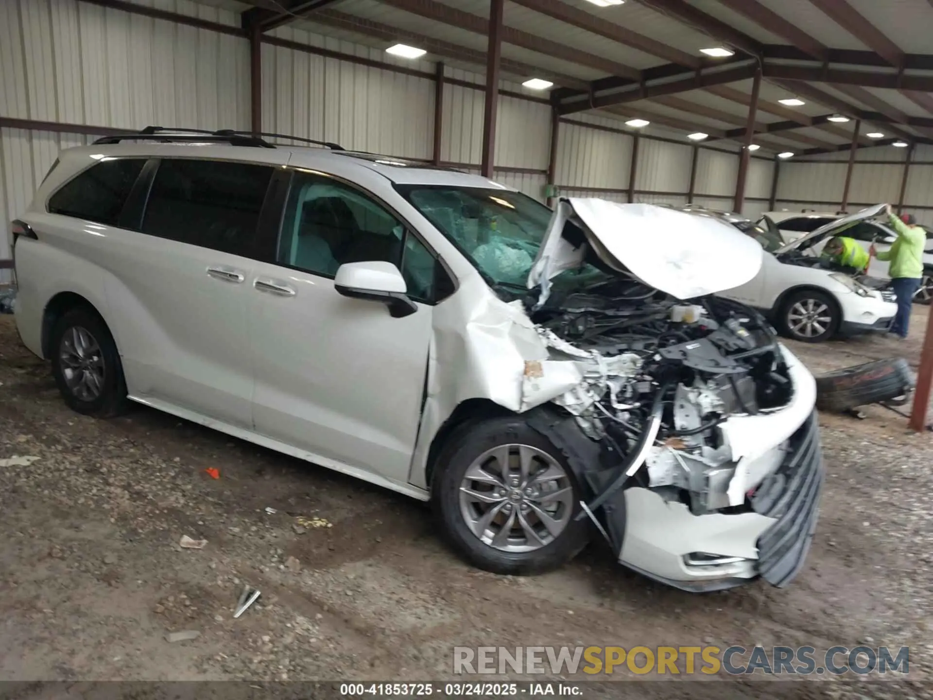 1 Photograph of a damaged car 5TDYRKEC3RS190684 TOYOTA SIENNA 2024