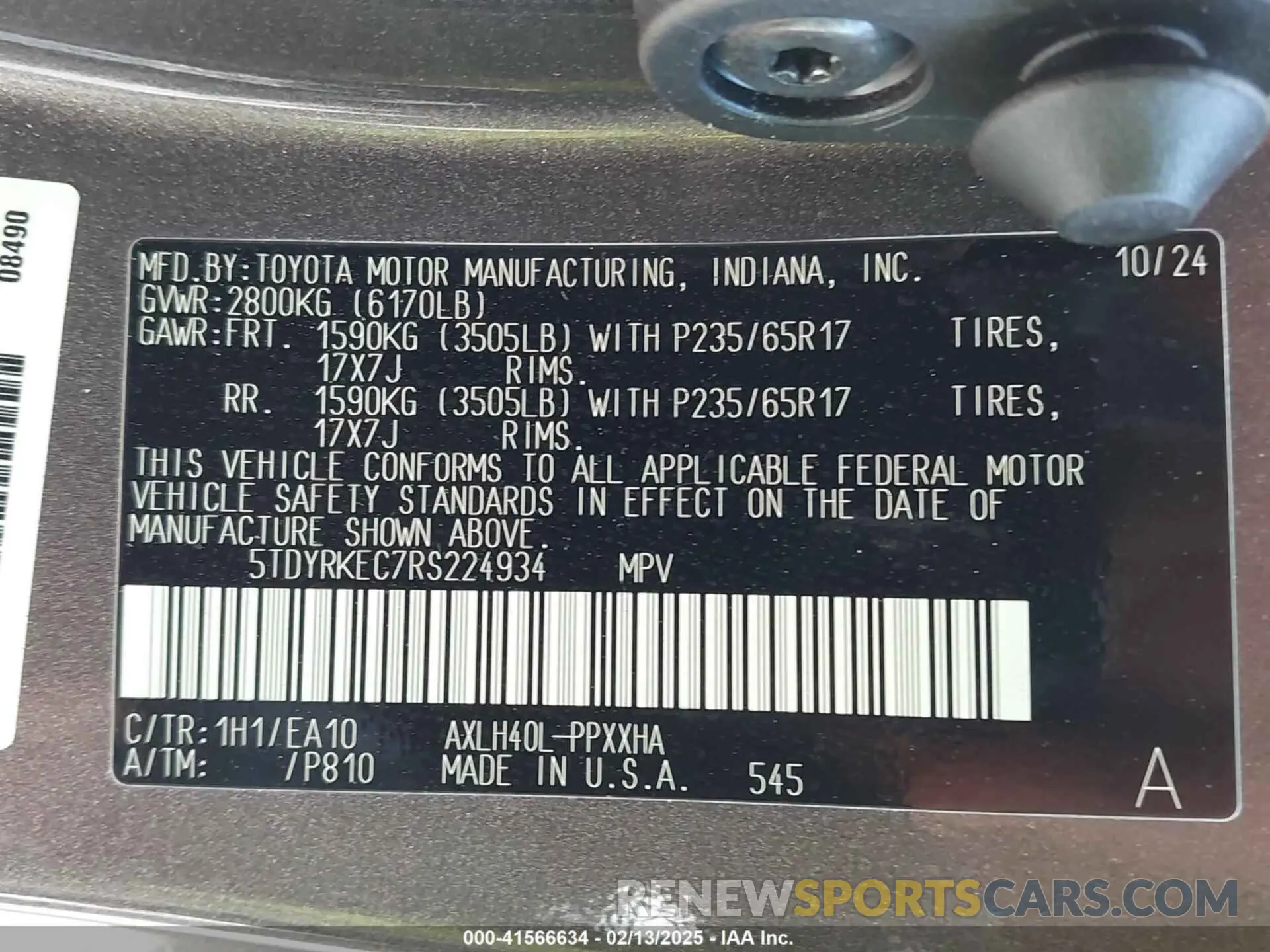 9 Photograph of a damaged car 5TDYRKEC7RS224934 TOYOTA SIENNA 2024
