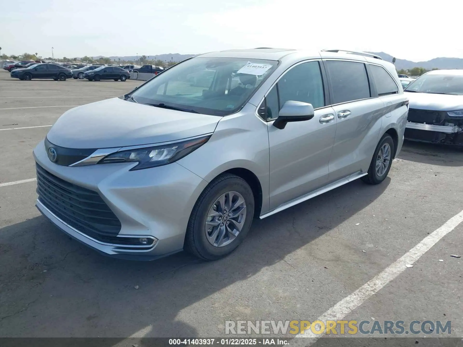 2 Photograph of a damaged car 5TDYRKEC8RS193614 TOYOTA SIENNA 2024