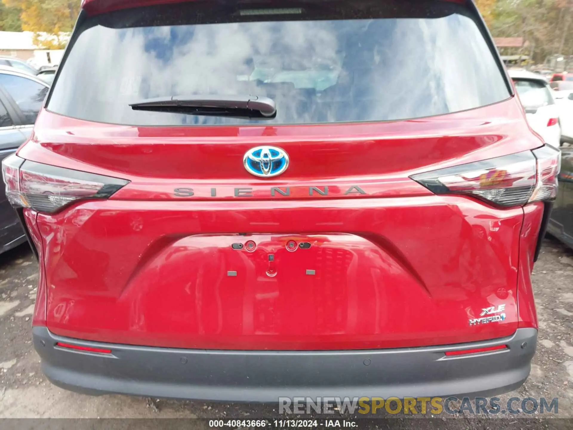16 Photograph of a damaged car 5TDYRKEC8RS207866 TOYOTA SIENNA 2024
