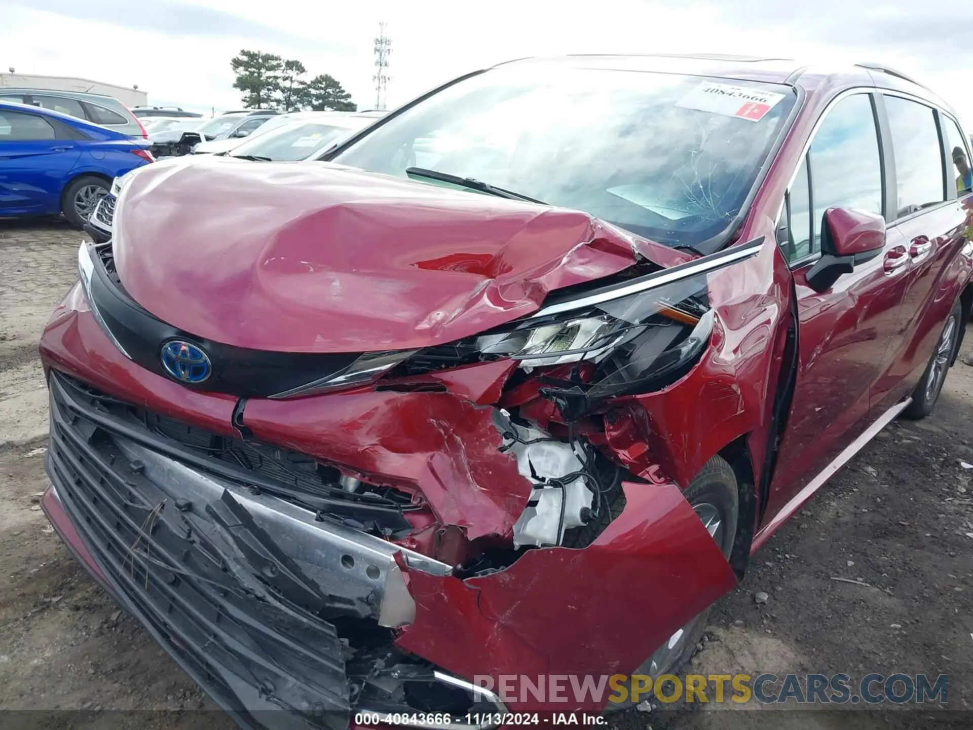 6 Photograph of a damaged car 5TDYRKEC8RS207866 TOYOTA SIENNA 2024
