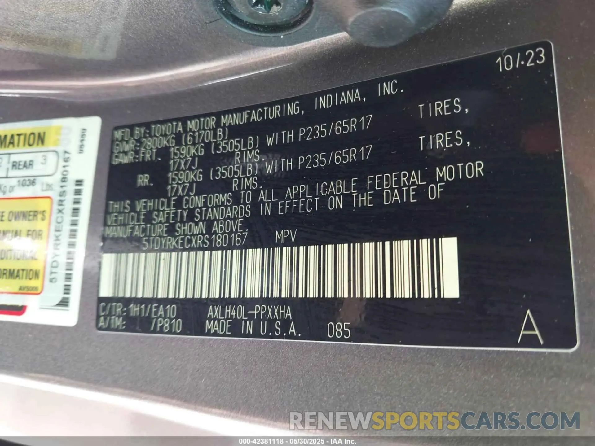 9 Photograph of a damaged car 5TDYRKECXRS180167 TOYOTA SIENNA 2024