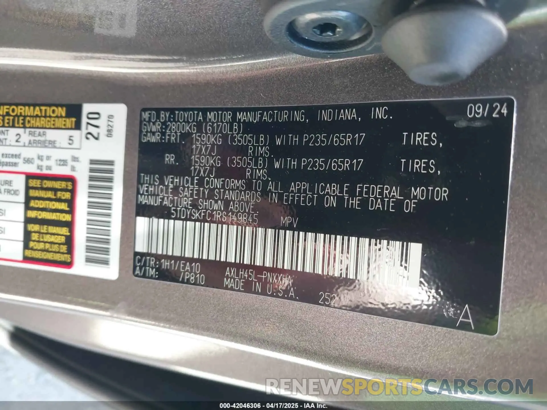 9 Photograph of a damaged car 5TDYSKFC1RS149845 TOYOTA SIENNA 2024